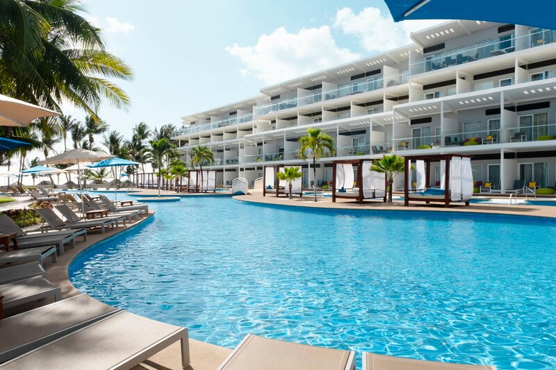 Azul Beach Resort Riviera Cancún by Karisma 44