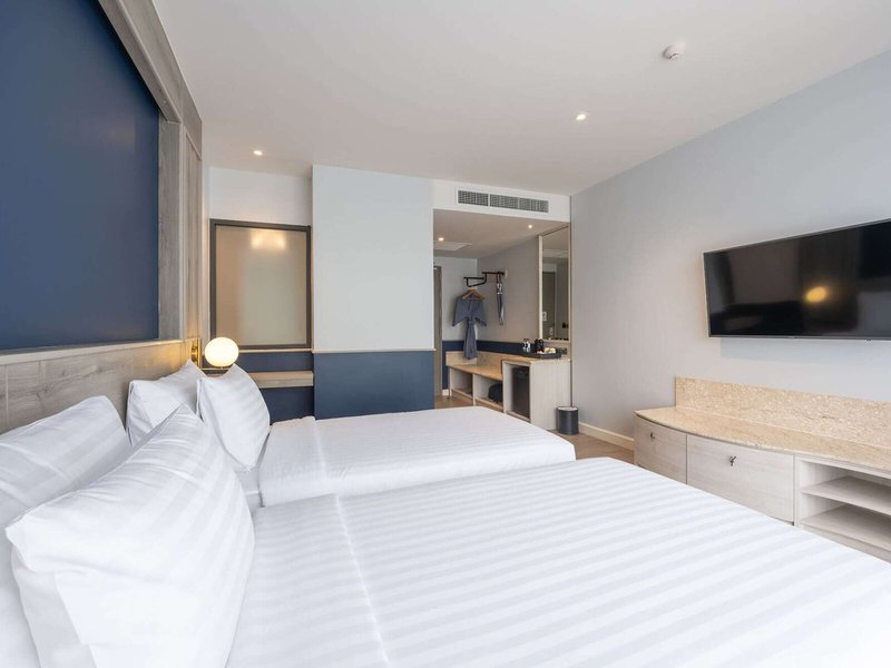 Seabed Grand Hotel Phuket 11