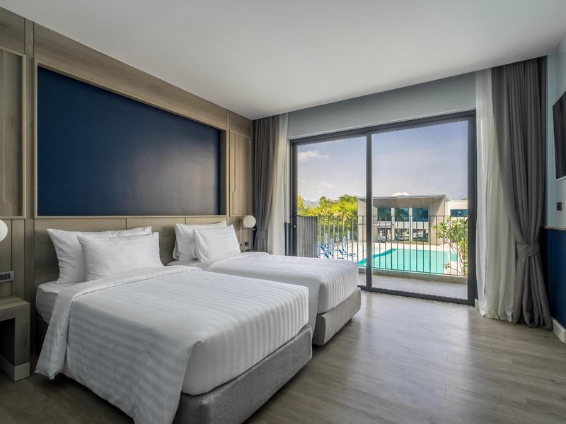 Seabed Grand Hotel Phuket 14