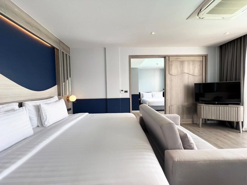 Seabed Grand Hotel Phuket 18