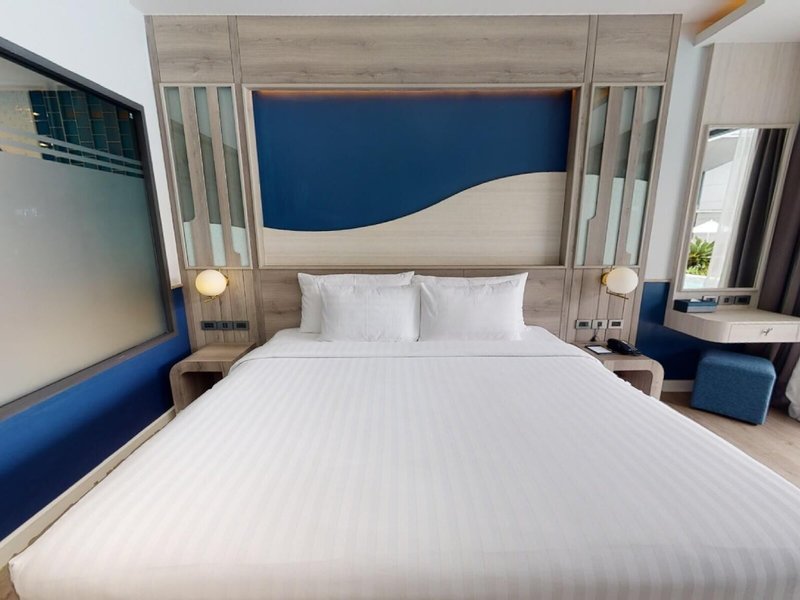 Seabed Grand Hotel Phuket 19