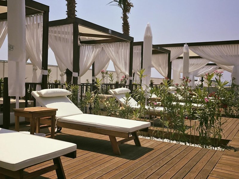 Veranda Beach Suites 1
