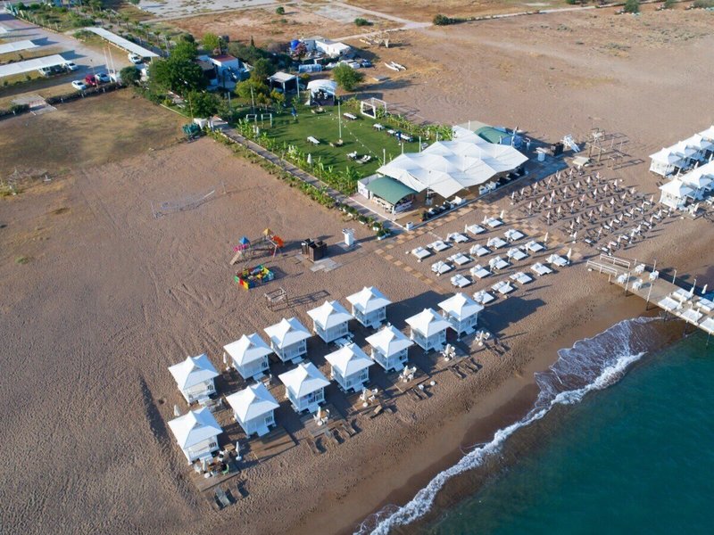 Veranda Beach Suites 2