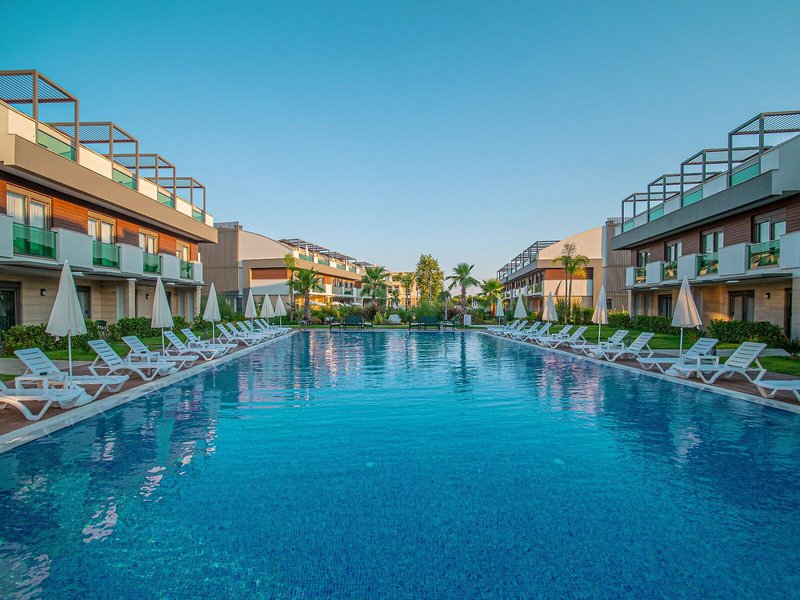 Veranda Beach Suites 7