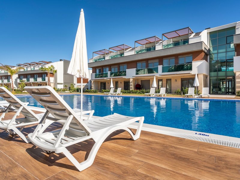 Veranda Beach Suites 9