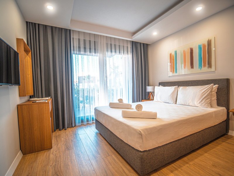 Veranda Beach Suites 33