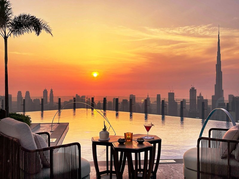 SLS Dubai Hotel & Residences 12
