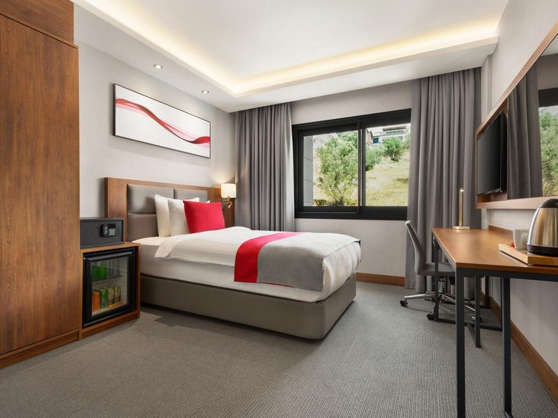 Ramada by Wyndham Izmir Aliaga 22
