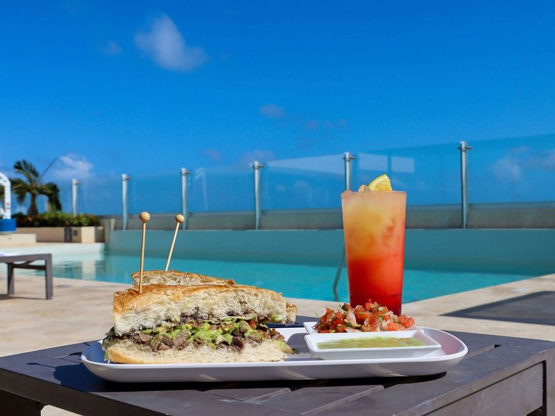 Residence Inn Cancun Hotel Zone 18