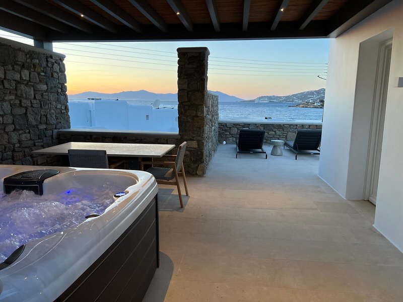 Bonzoe Homes & Villas 9
