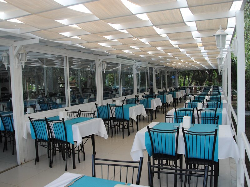 Flora Suites Hotel 18