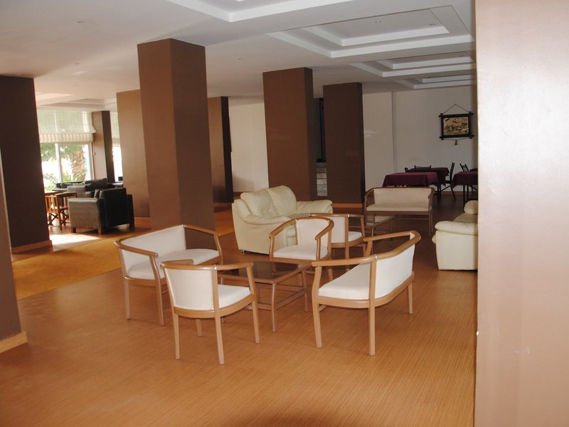 Flora Suites Hotel 19