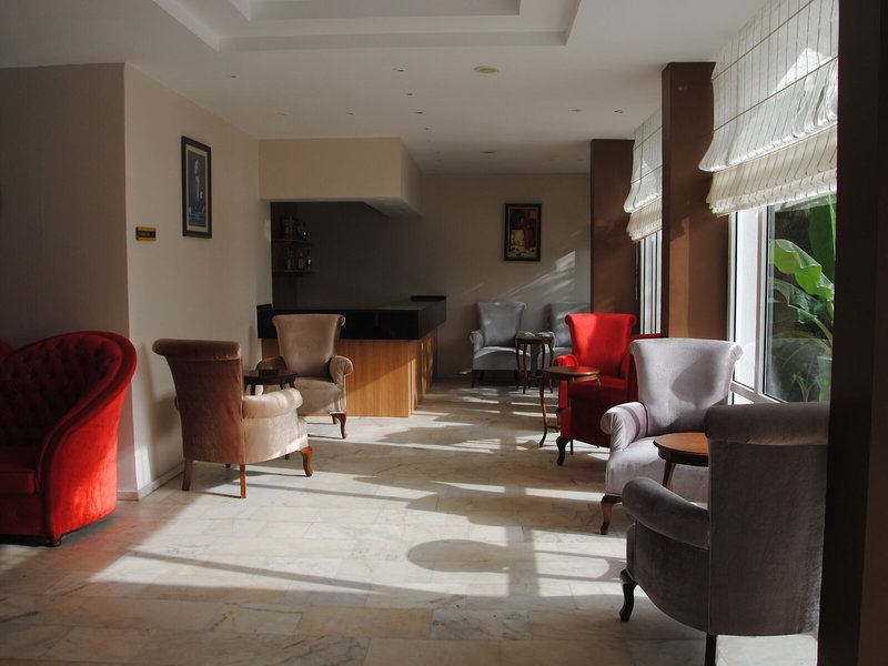 Flora Suites Hotel 28