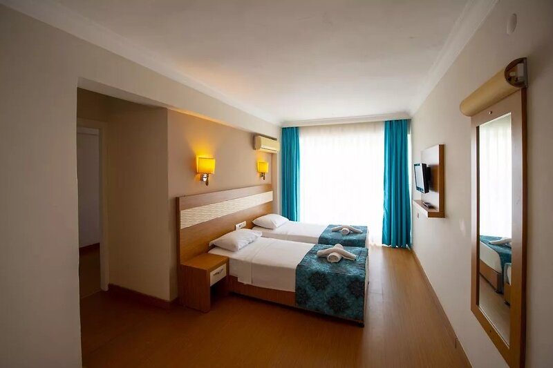 Flora Suites Hotel 20