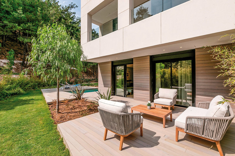 Vathi Cove Luxury Resort & Spa 10