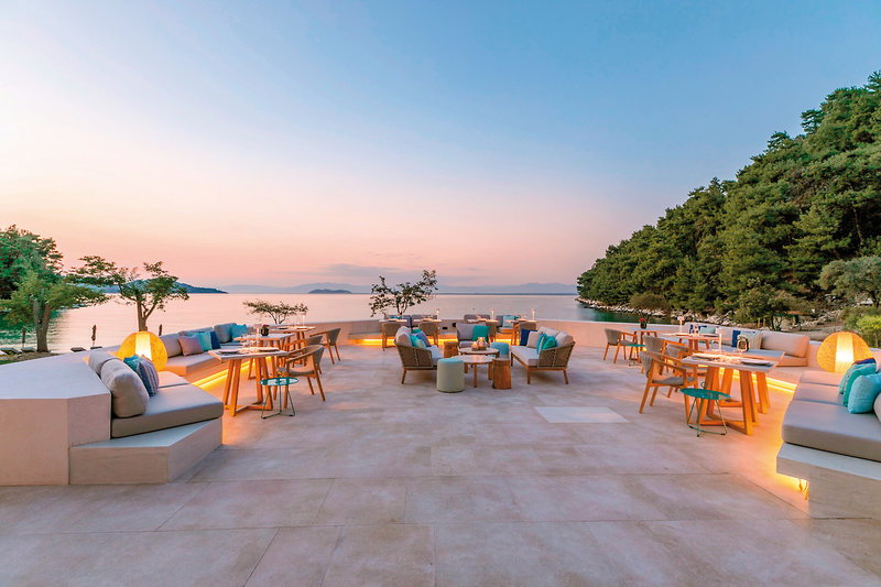 Vathi Cove Luxury Resort & Spa 16