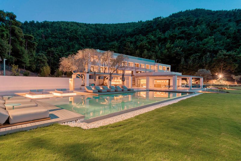 Vathi Cove Luxury Resort & Spa 22