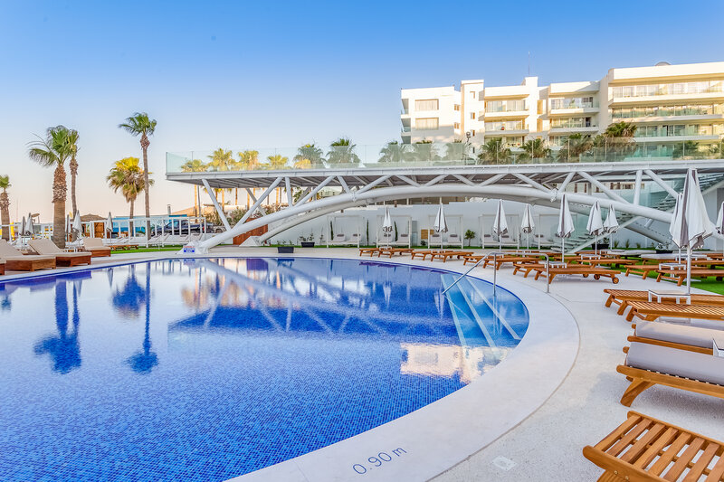 Flamingo Paradise Beach Hotel 1