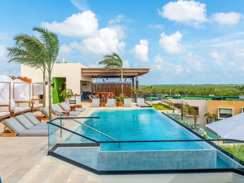 Aloft Tulum 16