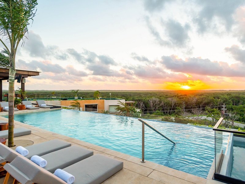 Aloft Tulum 18