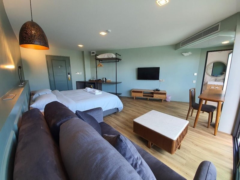 Eco Cozy Beachfront Resort Chaam 6