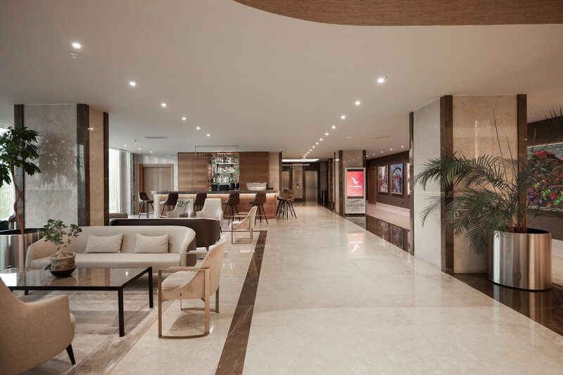 Concorde Tower Hotel 8