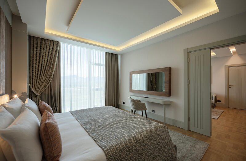 Concorde Tower Hotel 19