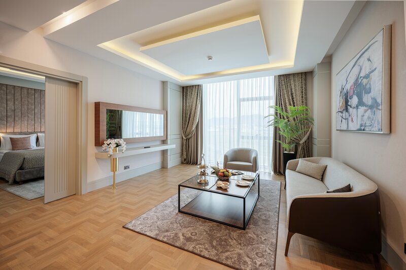 Concorde Tower Hotel 21