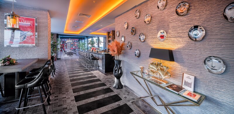 Concorde Tower Hotel 44