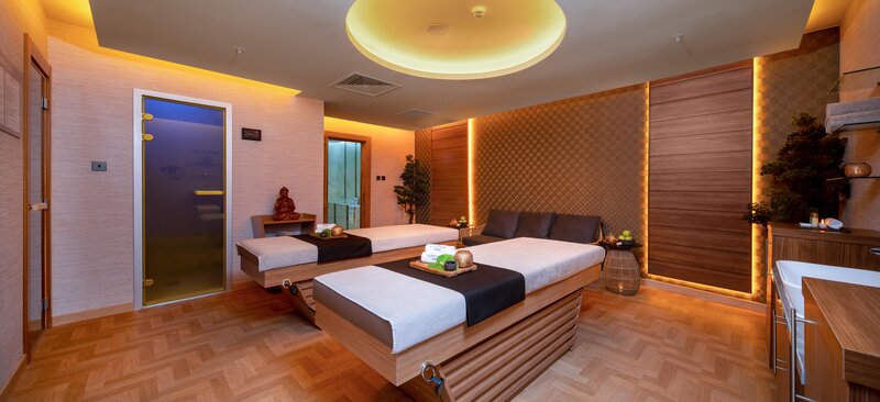 Concorde Tower Hotel 93