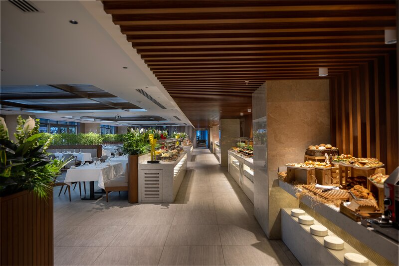 Concorde Tower Hotel 151