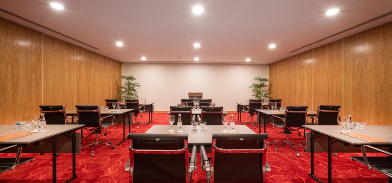 Concorde Tower Hotel 157
