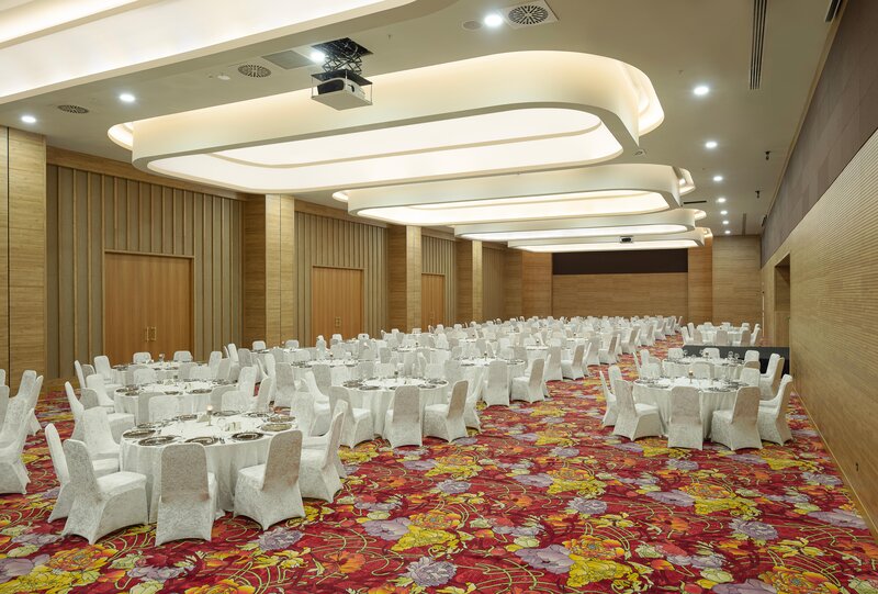 Concorde Tower Hotel 185