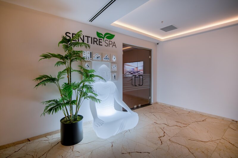 Concorde Tower Hotel 200