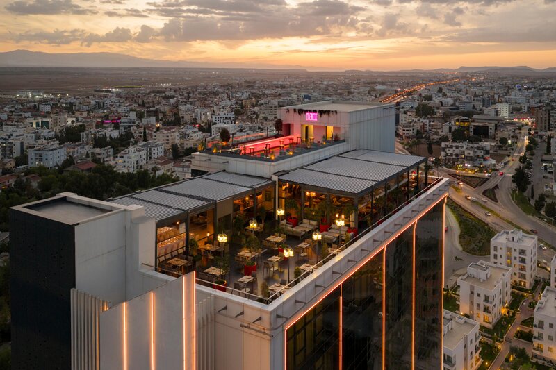 Concorde Tower Hotel 2