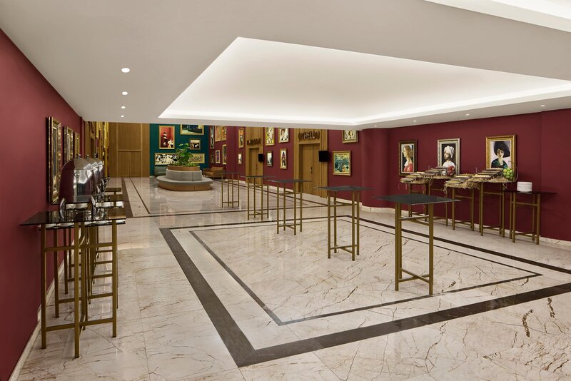 Concorde Tower Hotel 71