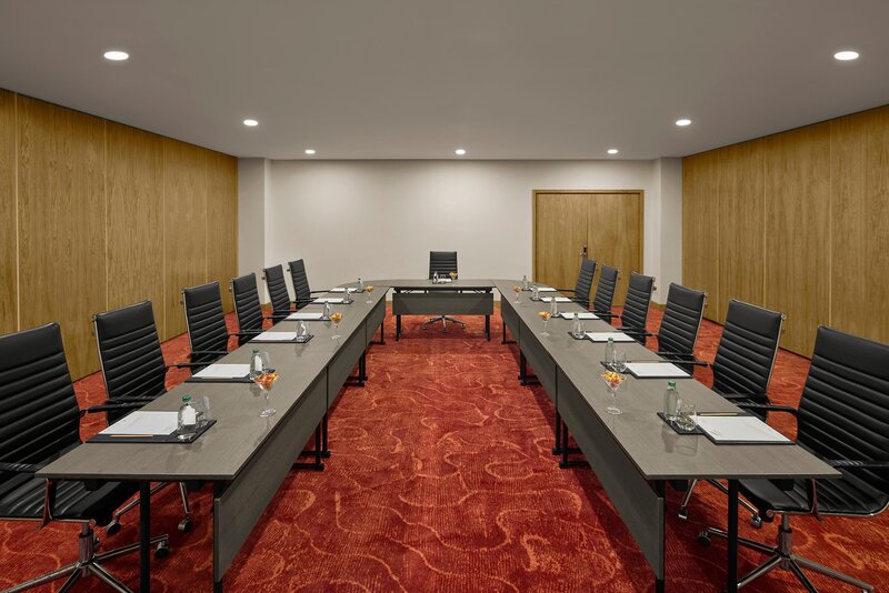 Concorde Tower Hotel 72