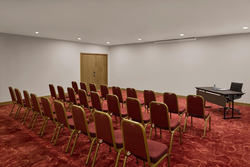 Concorde Tower Hotel 74