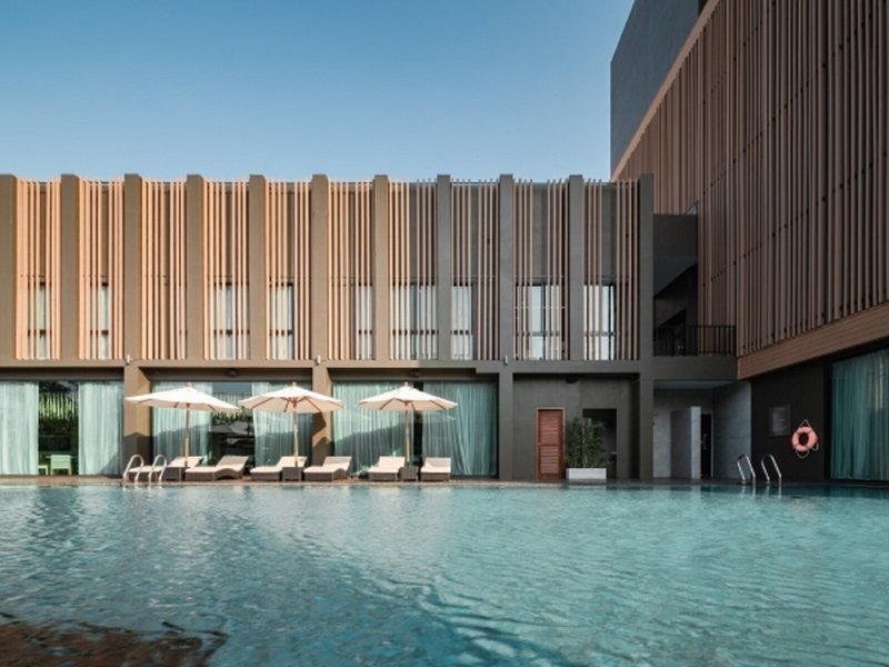 Mandarin Eastville 7