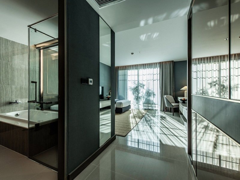 Mandarin Eastville 16