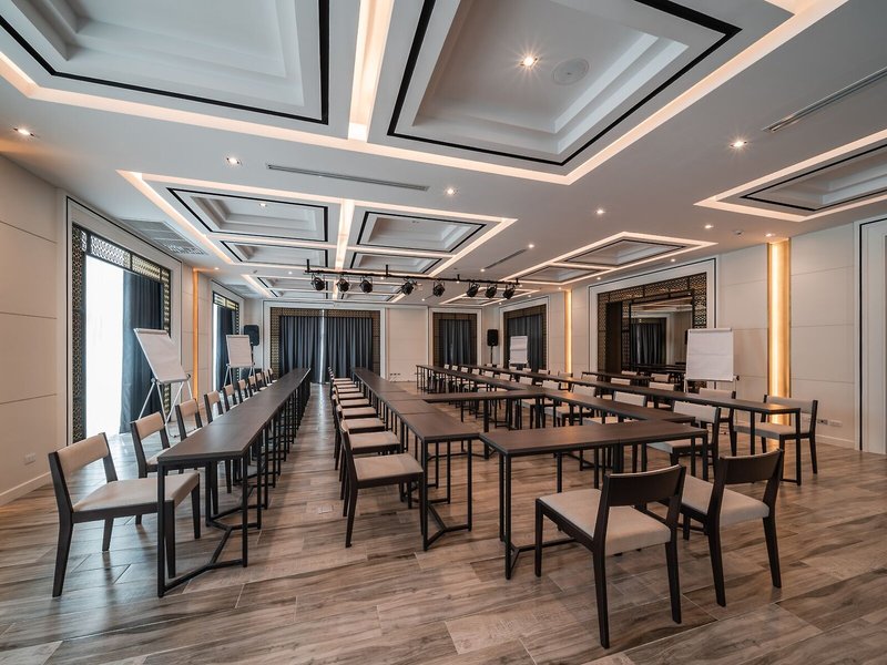 Mandarin Eastville 23