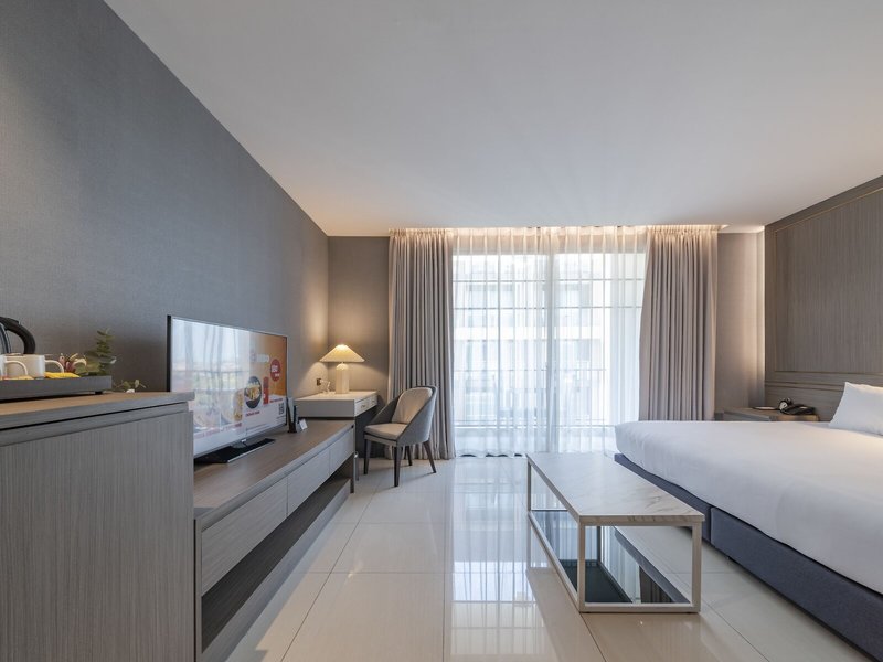 Mandarin Eastville 32