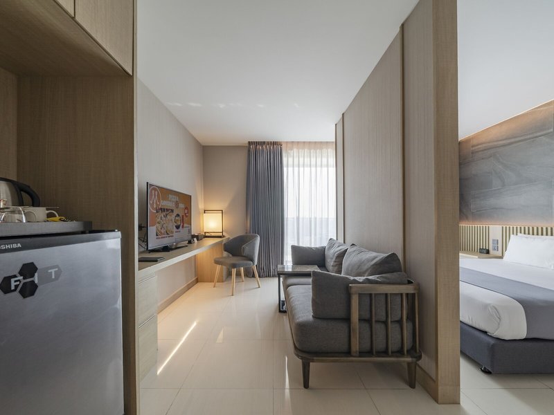 Mandarin Eastville 33