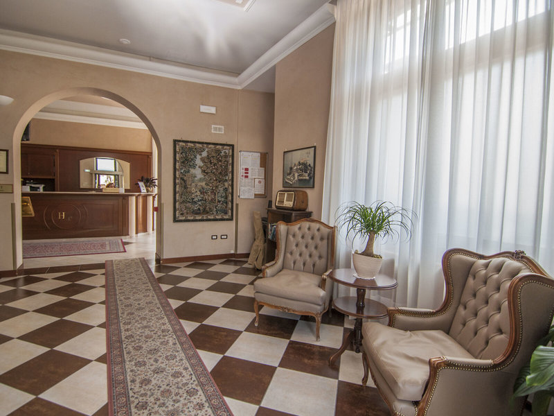 Hotel Flora Stresa 5