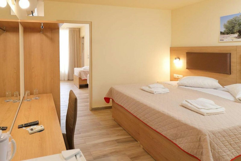 Sunbay Hotel 7