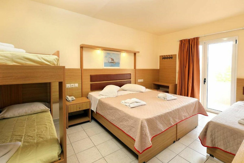 Sunbay Hotel 8
