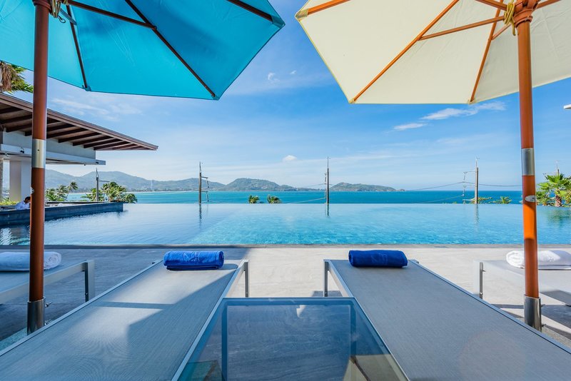 Oceanfront Beach Resort & Spa 1