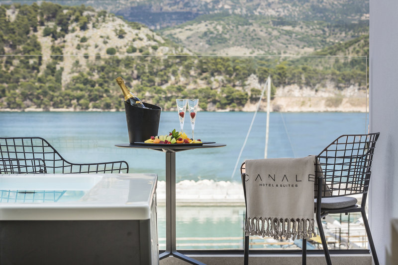 Canale Hotel & Suites 12