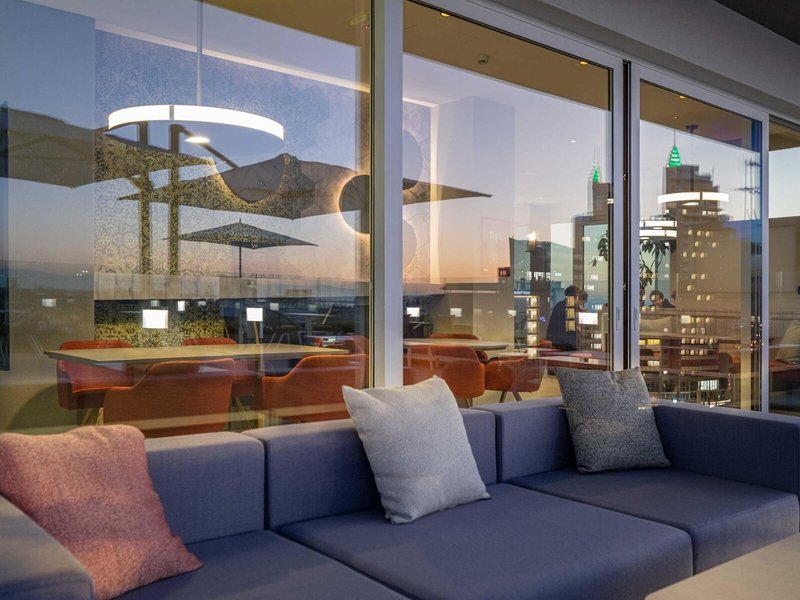 The J44 Lifestyle Hotel 12