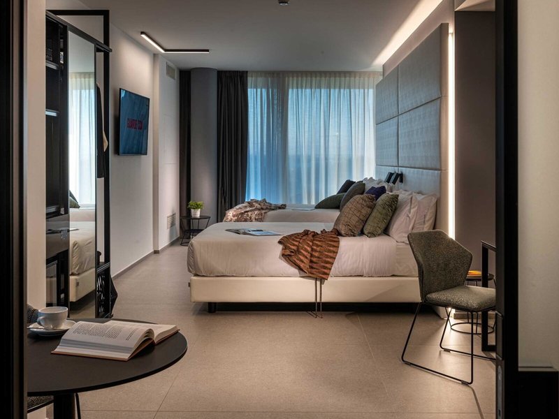 The J44 Lifestyle Hotel 40